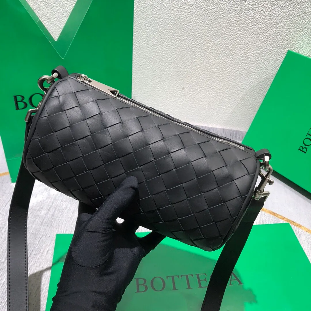 All categories 💚 Top version men’s bags 💚 BV 2024 new BV crossbody bag